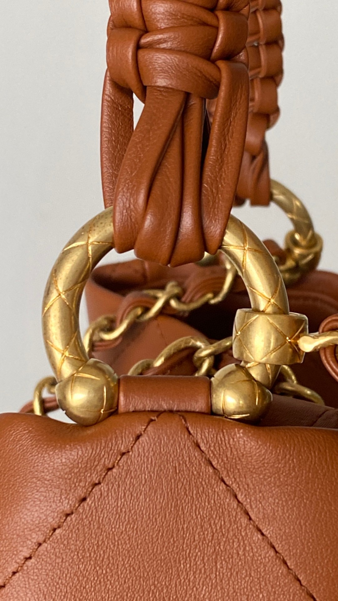 Chanel tote leather bag