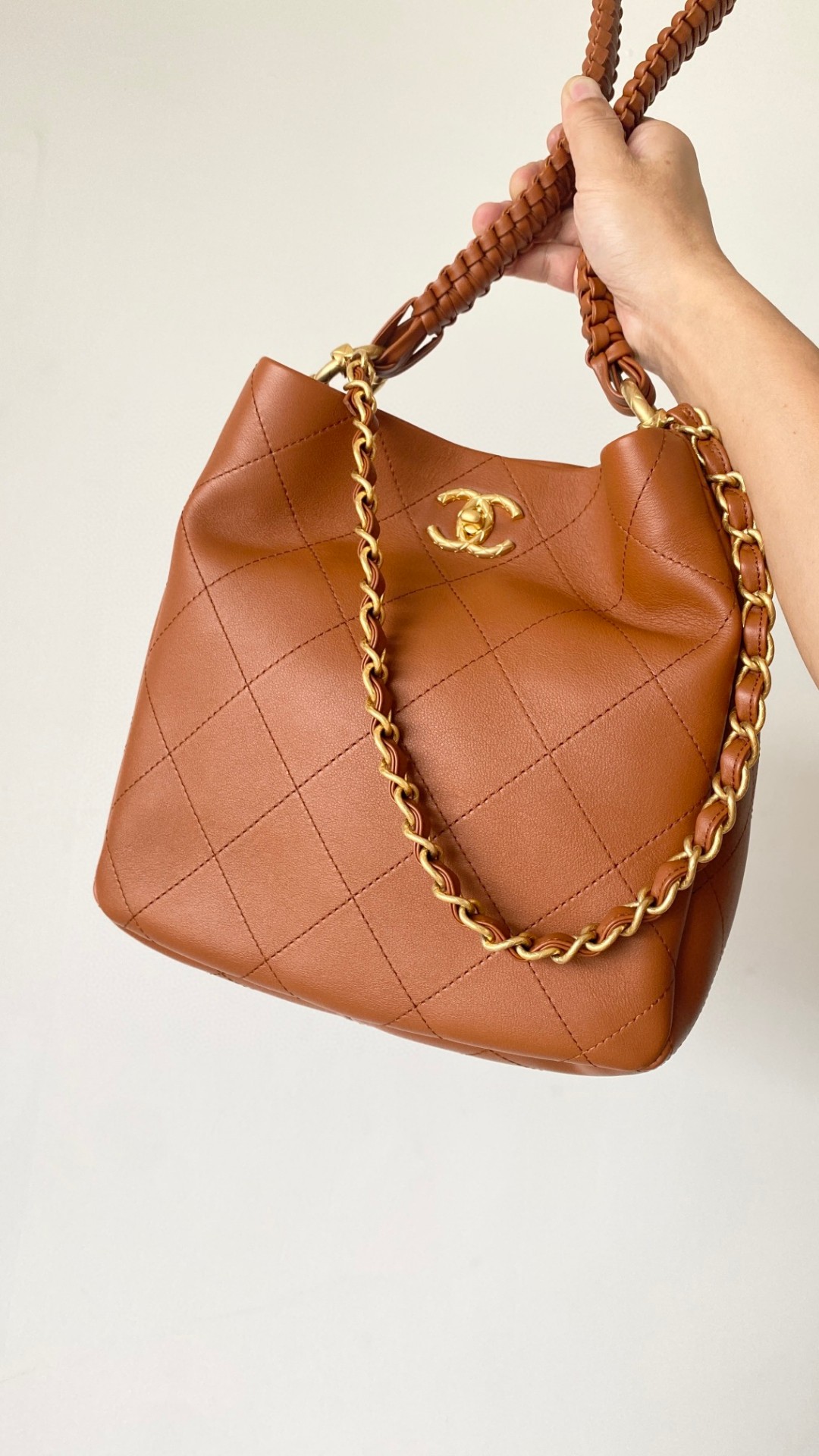 Chanel tote leather bag