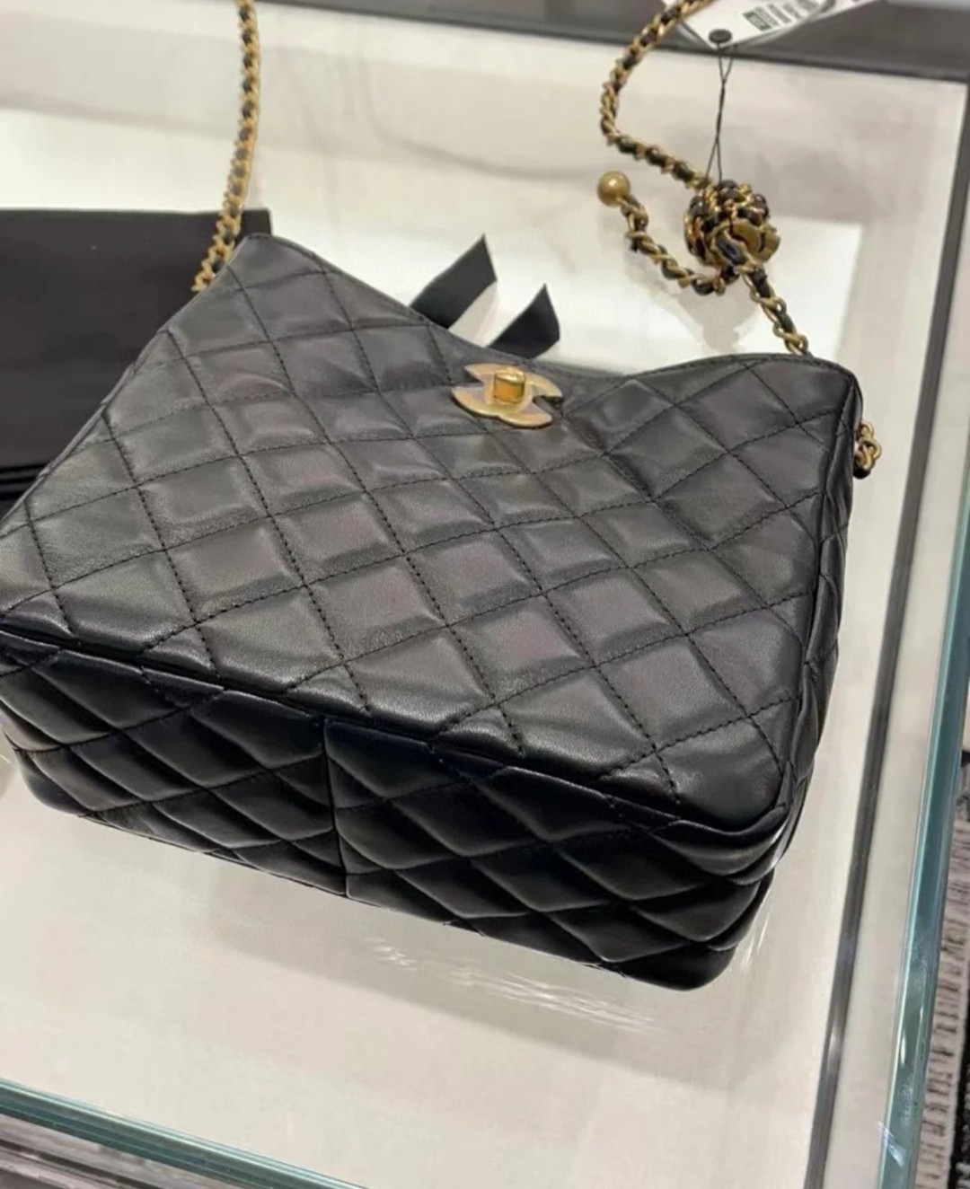 Chanel tote bag black leather