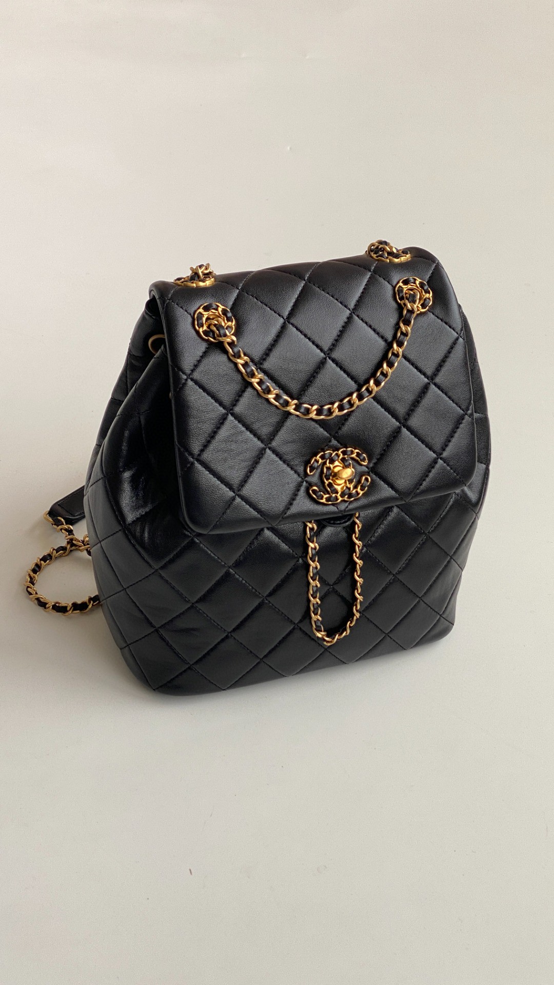 Chanel 19 Duma backpack black leather
