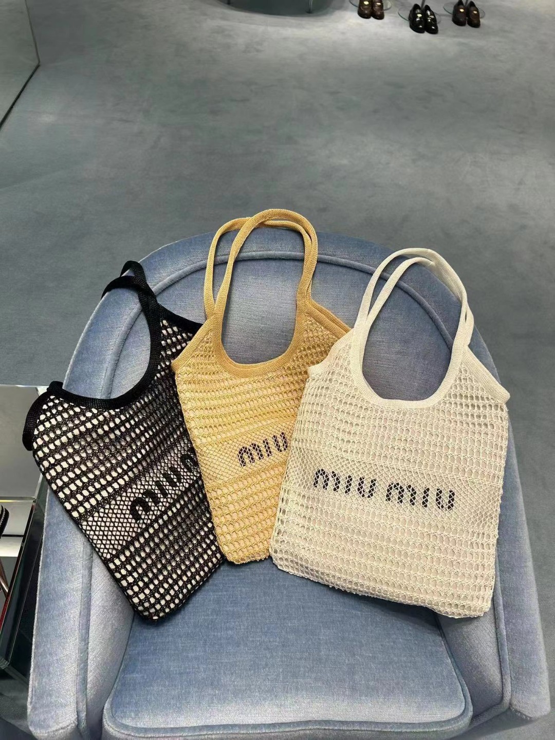 Miu Miu 5BG231 logo-print woven tote bag black