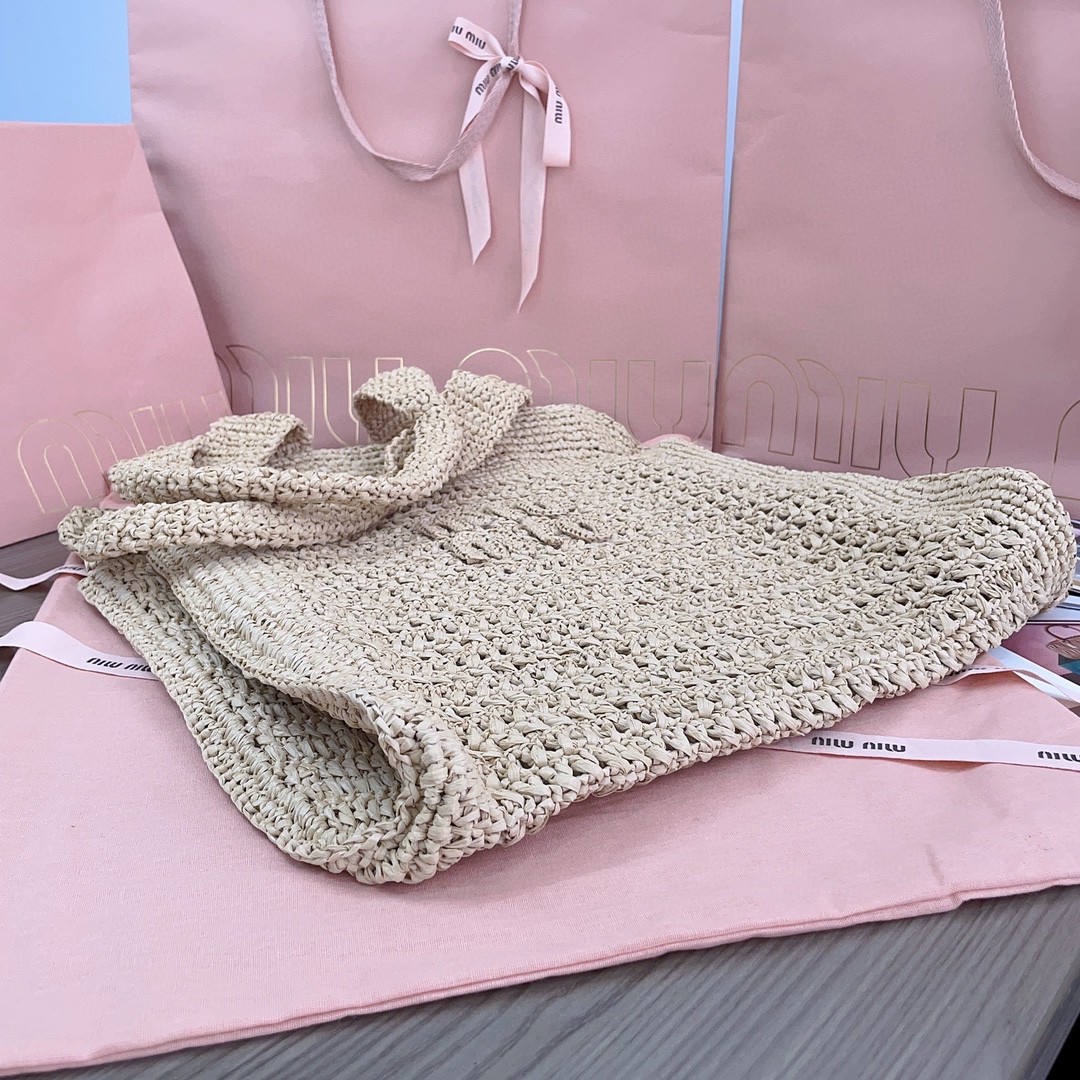 MIU MIU 5BG230_2DO1_F0018_V_OOO Woven fabric tote bag beige