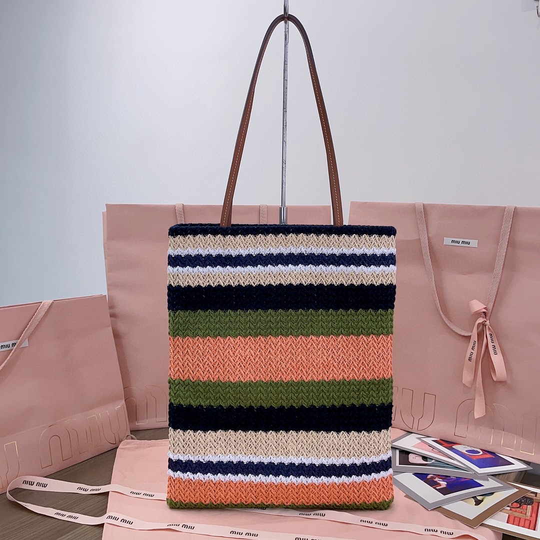 Miu Miu Crochet tote bag 5BG248 2DO3 F03QS