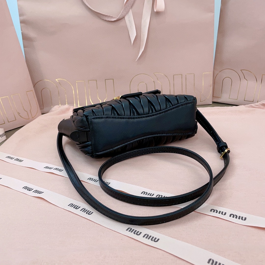 Miu Miu black matelassé nappa leather 5BP083