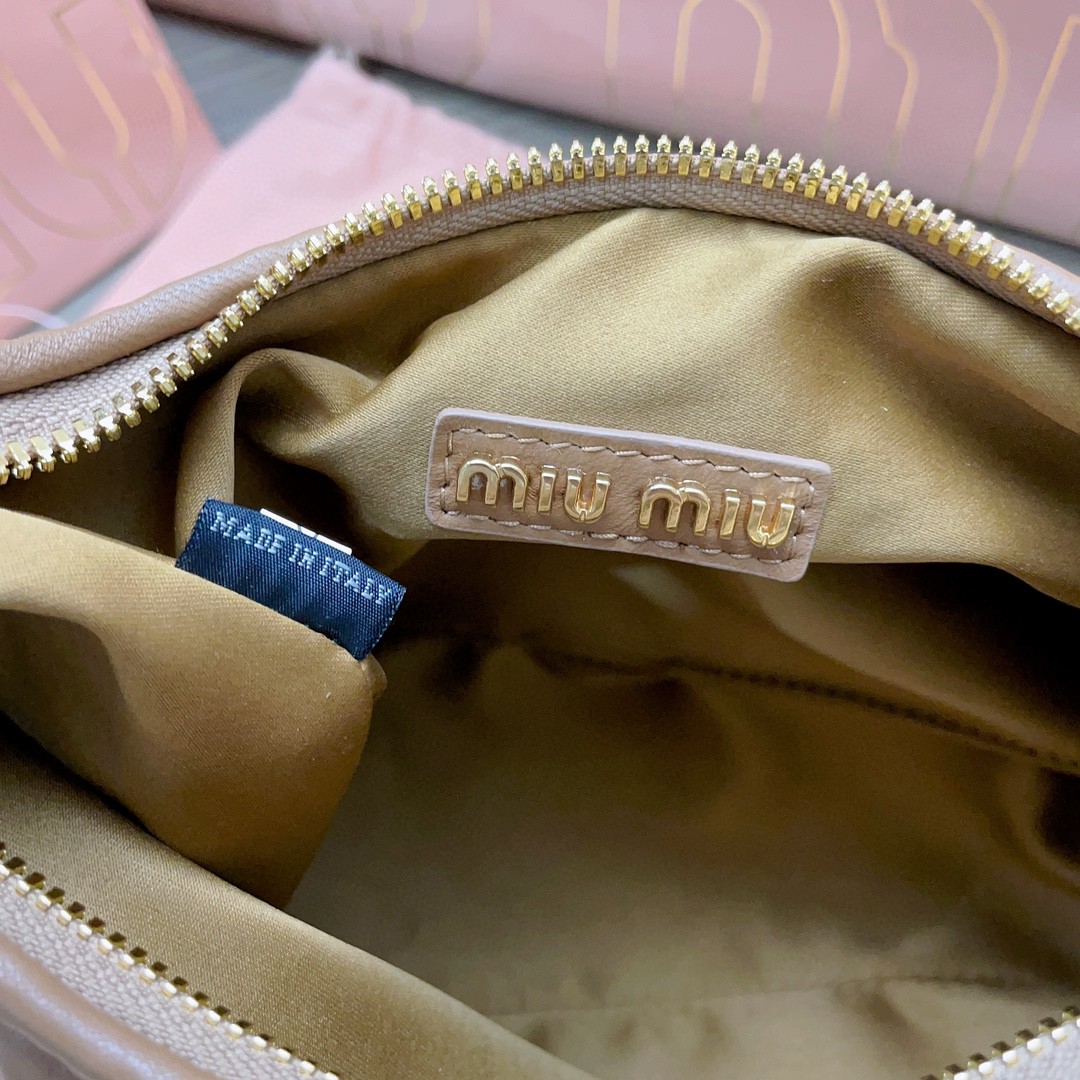 Miu Miu Wander matelassé nappa leather hobo bag cognac 5BC153_N88_F0046_V_OOO