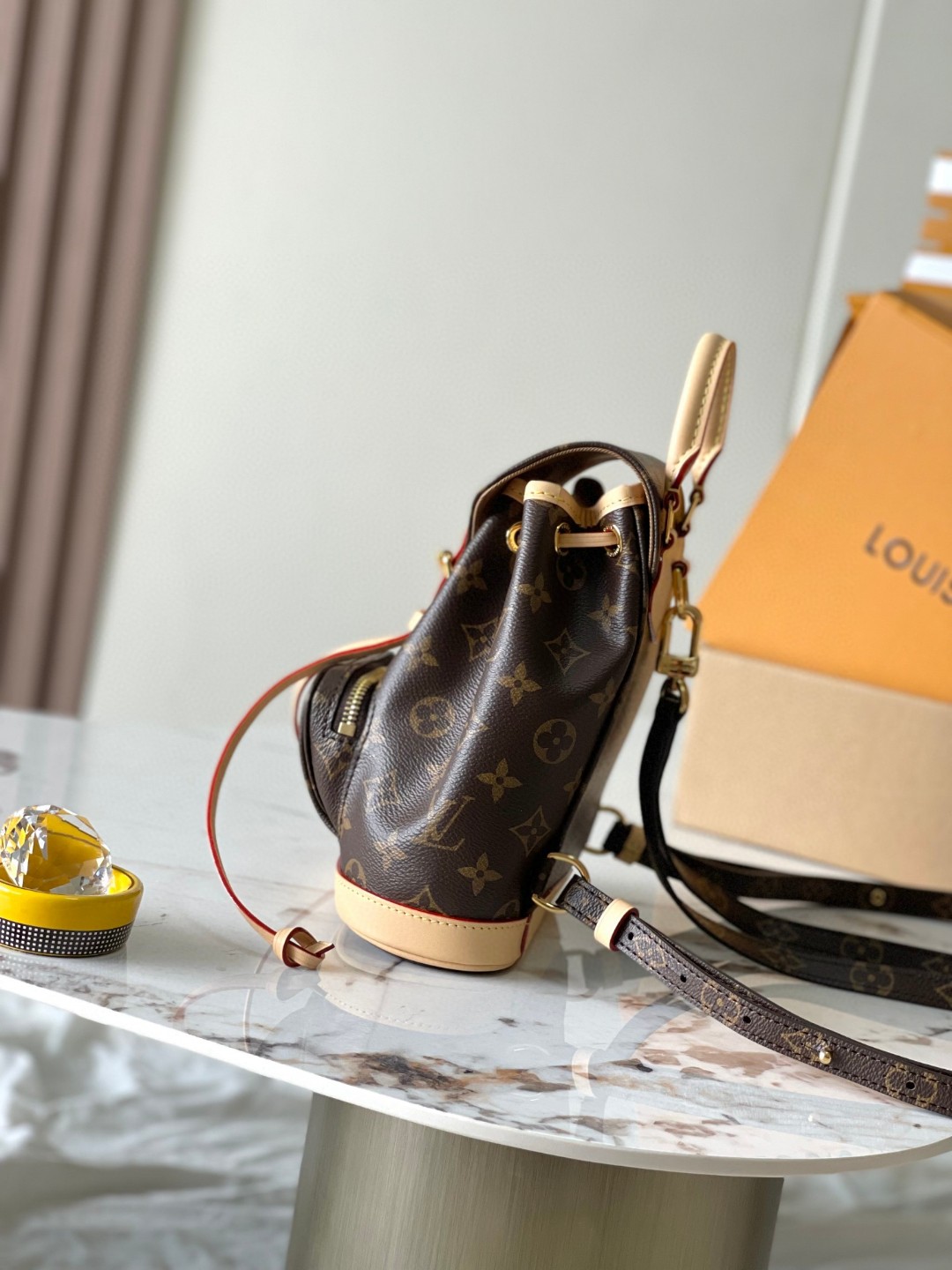 Louis Vuitton M11199 Montsouris Mini