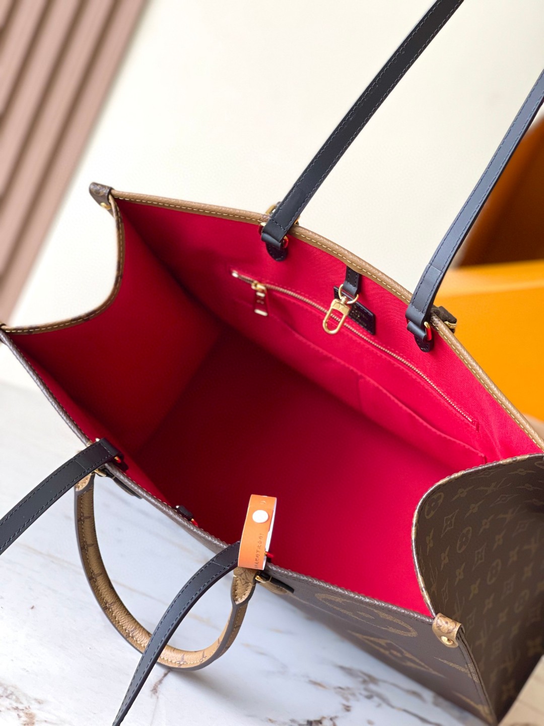 Louis Vuitton M45320 Onthego GM bag