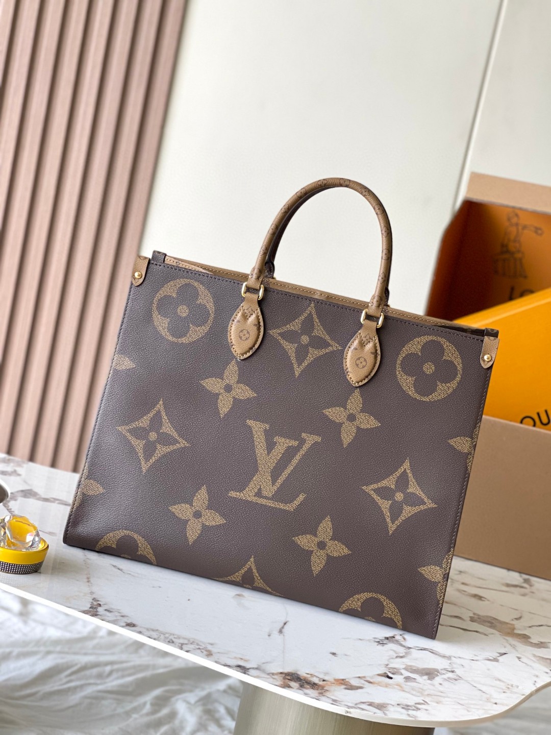 Louis Vuitton M45320 Onthego GM bag