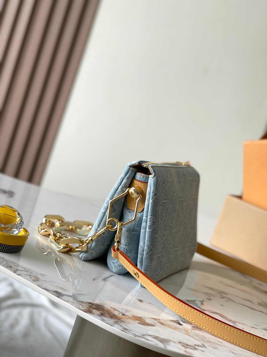 Louis Vuitton M11401 Coussin BB