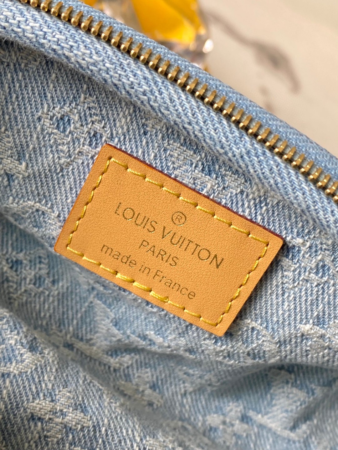 Louis Vuitton M83353 Mini Bumbag