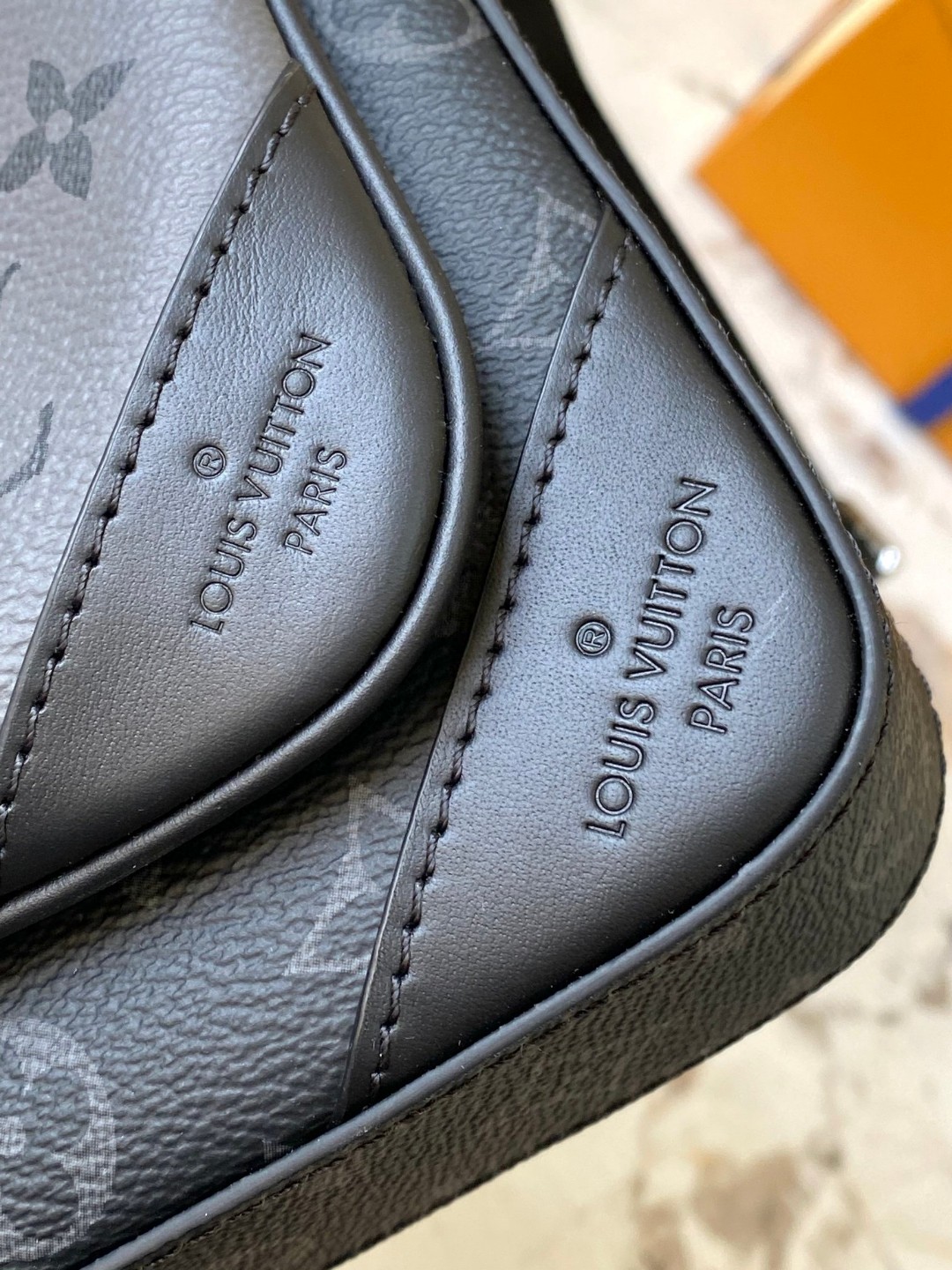 Louis Vuitton M69443 Trio Messenger
