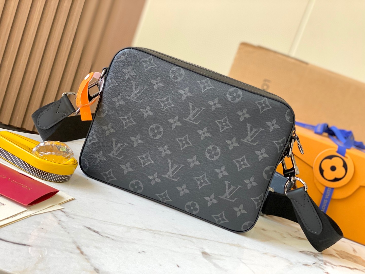 Louis Vuitton M69443 Trio Messenger