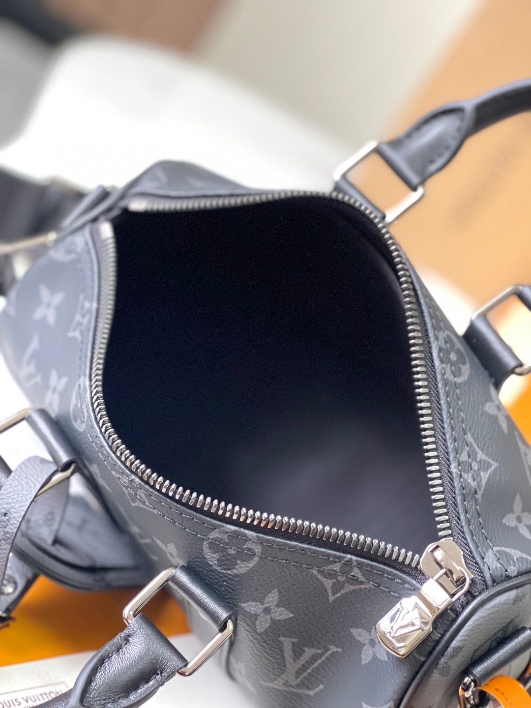 Louis Vuitton M46271Keepall Bandoulière 25