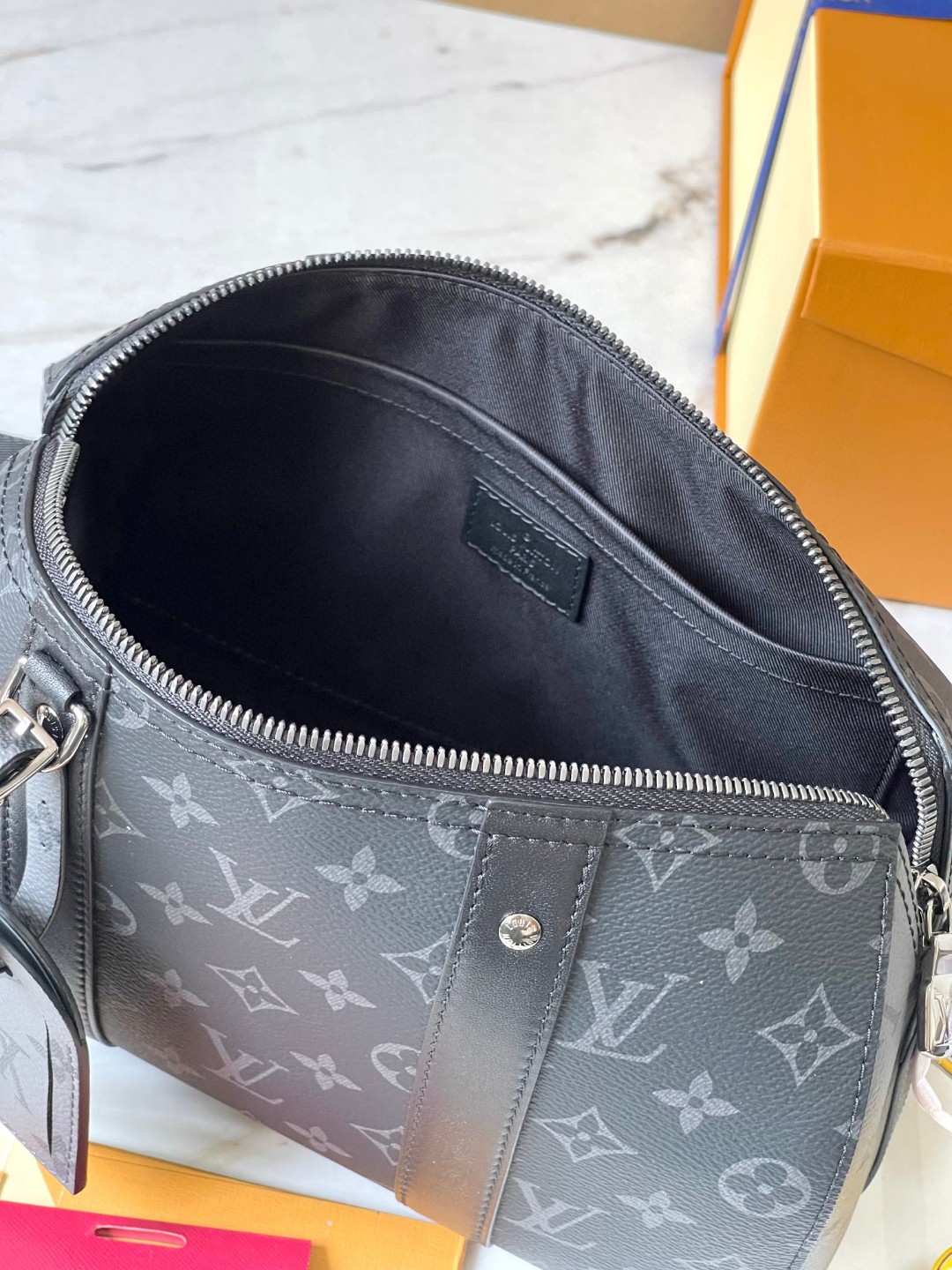 Louis Vuitton M45936 City Keepall Bag