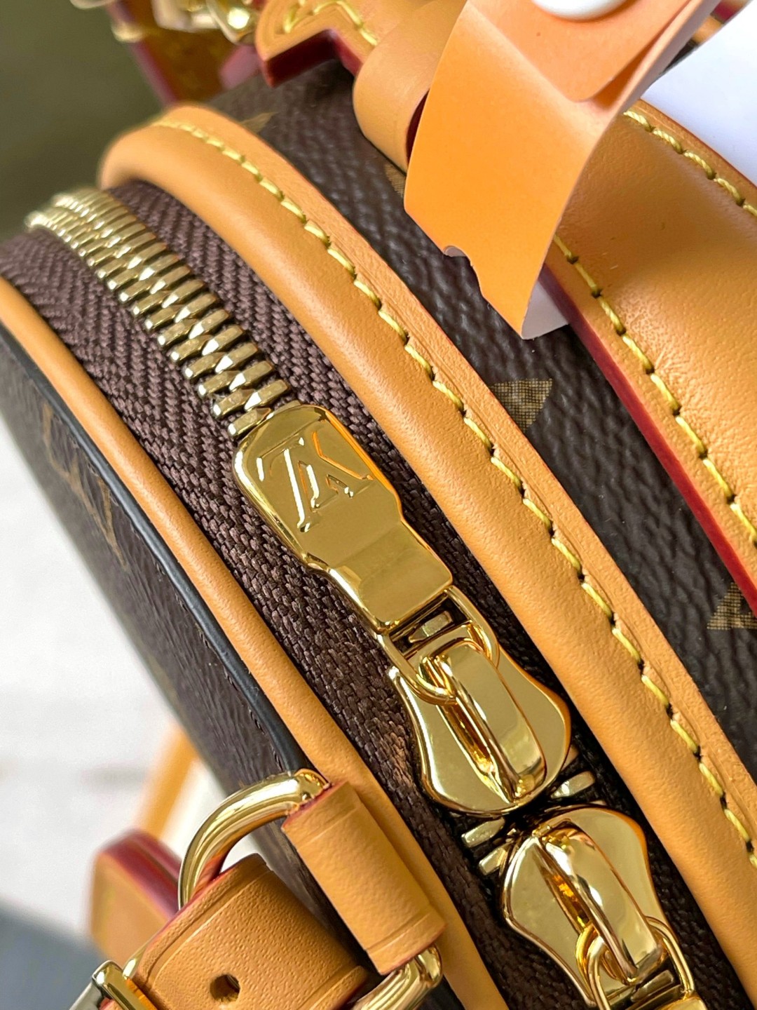 Louis Vuitton M44699 Mini Boîte Chapeau