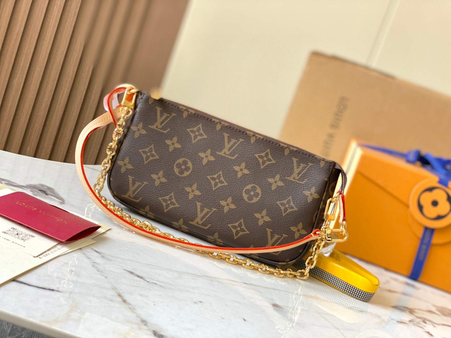 Louis Vuitton M82766 pochette accessories