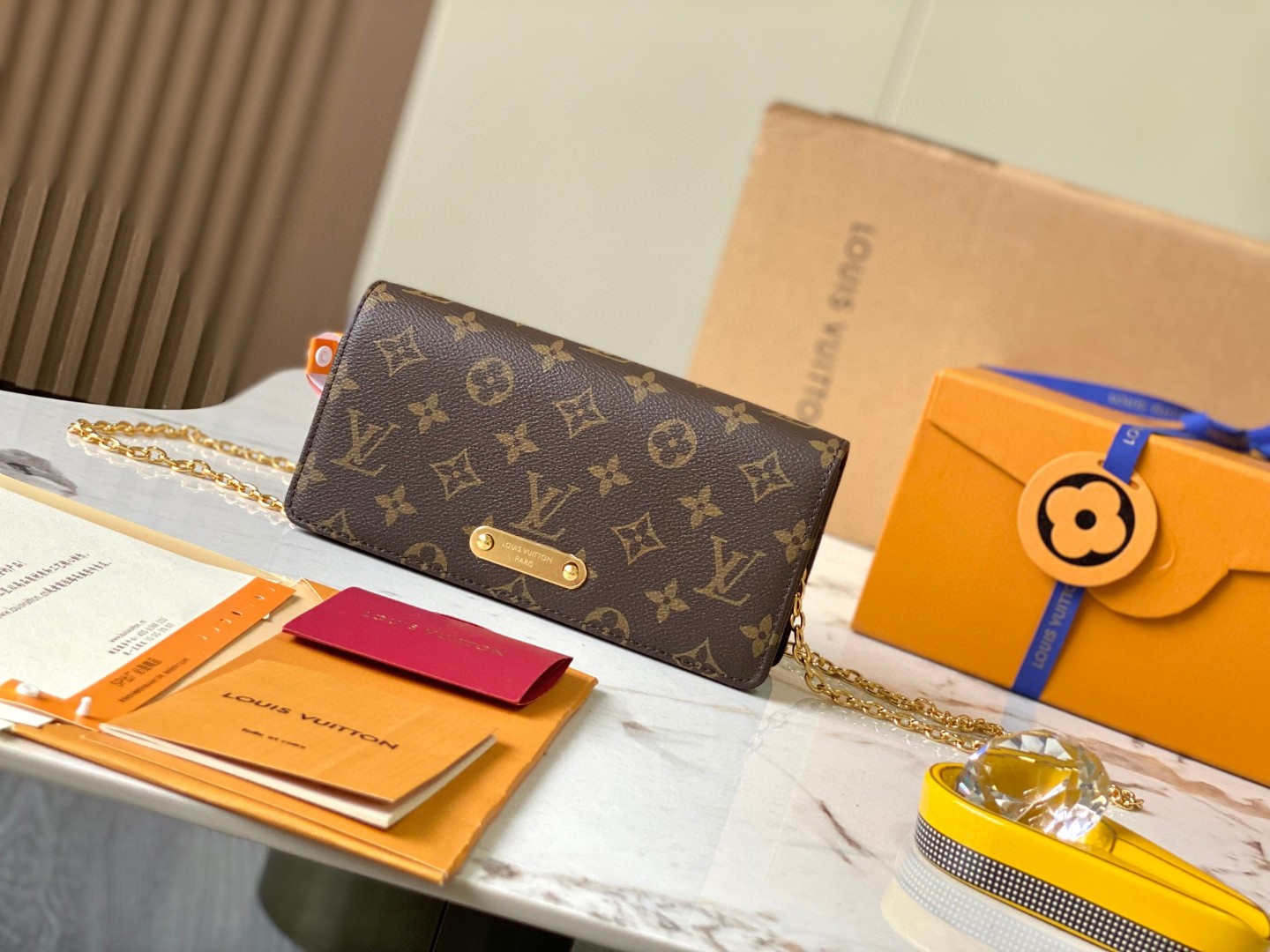 Louis Vuitton M82509 Wallet On Chain Lily