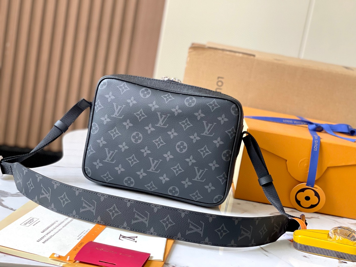 Louis Vuitton M30233 Outdoor Messenger