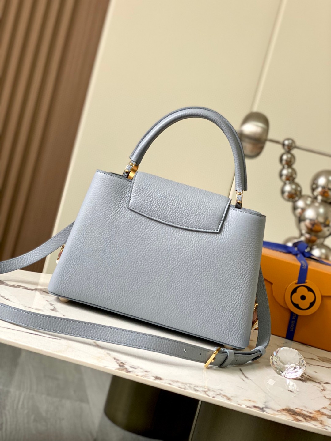 Louis Vuitton M23199 Capucines MM