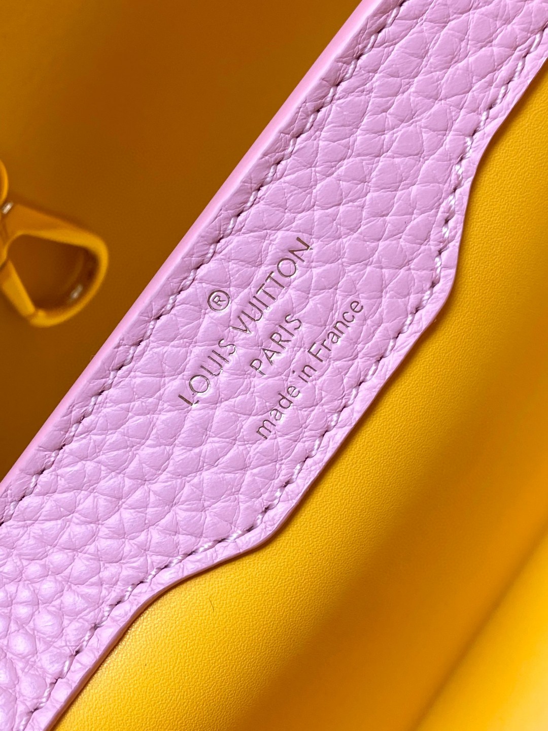 Louis Vuitton M23199 Capucines MM