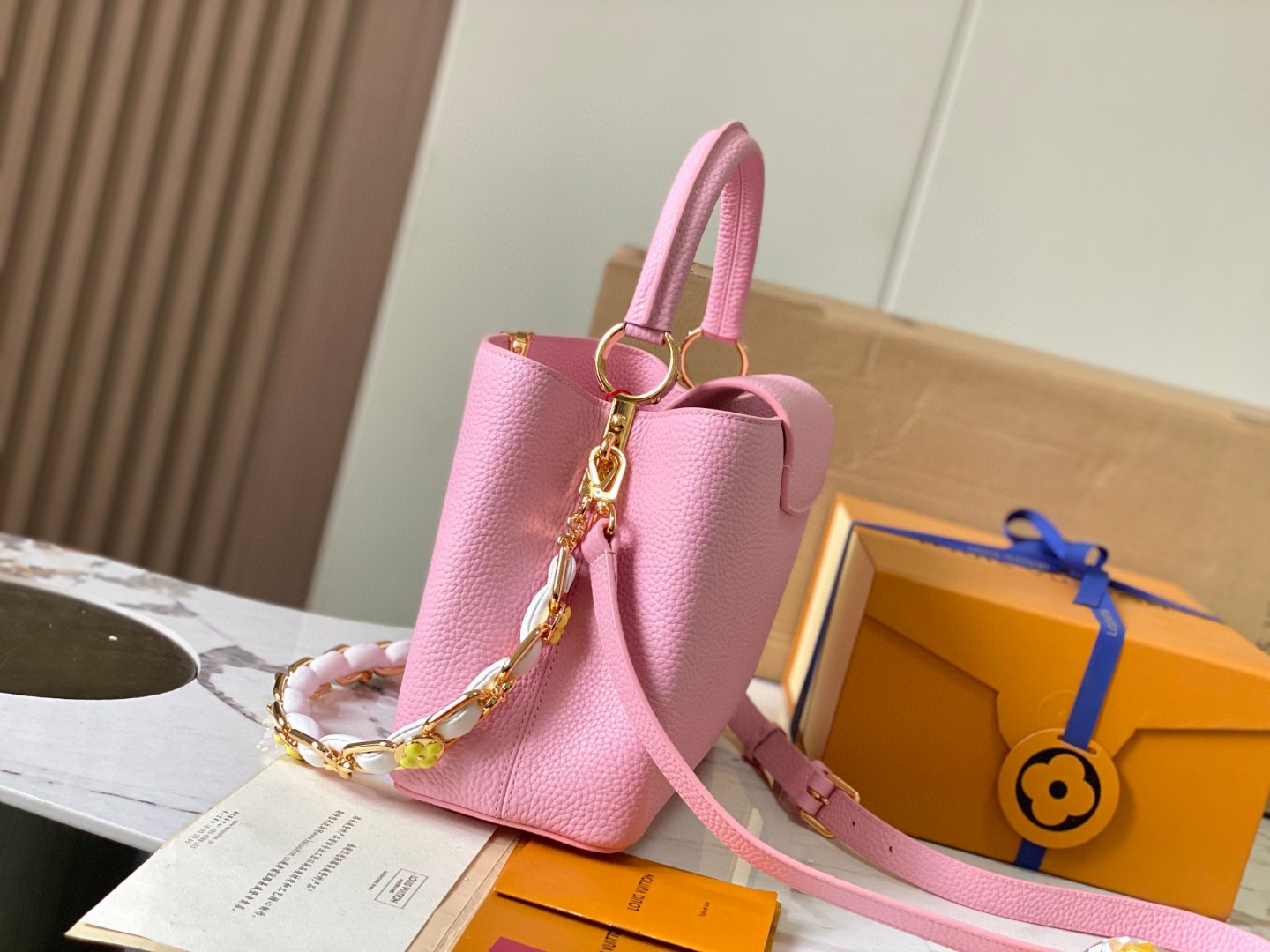 Louis Vuitton M23199 Capucines MM
