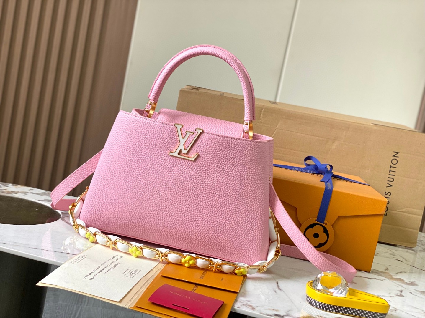 Louis Vuitton M23199 Capucines MM