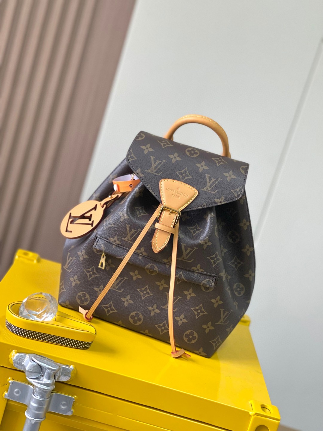 Louis Vuitton M45501 Montsouris PM
