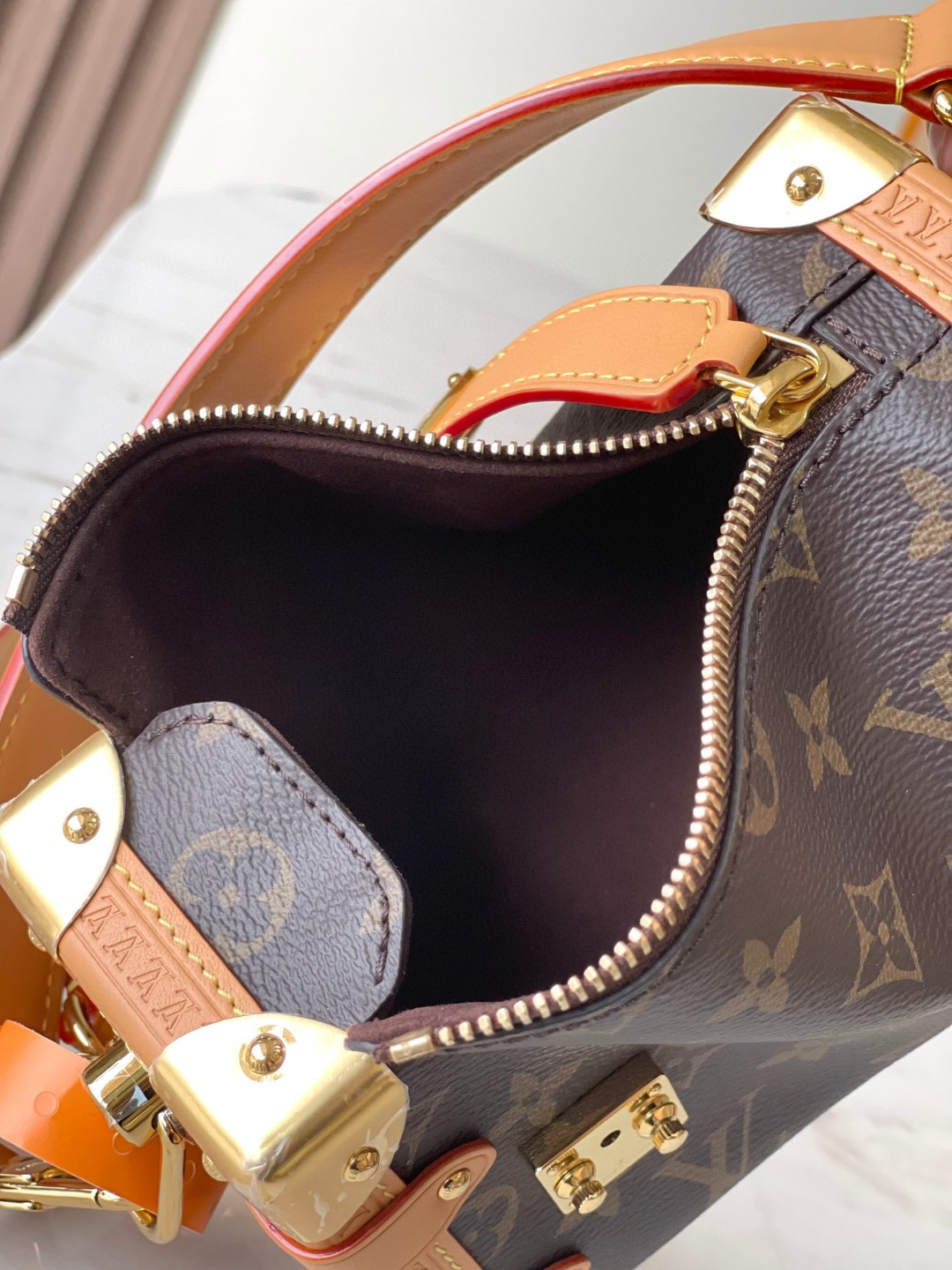 Louis Vuitton M46815 Side Trunk PM