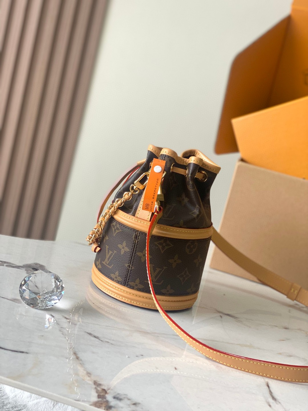 Louis Vuitton M83480 Canoé