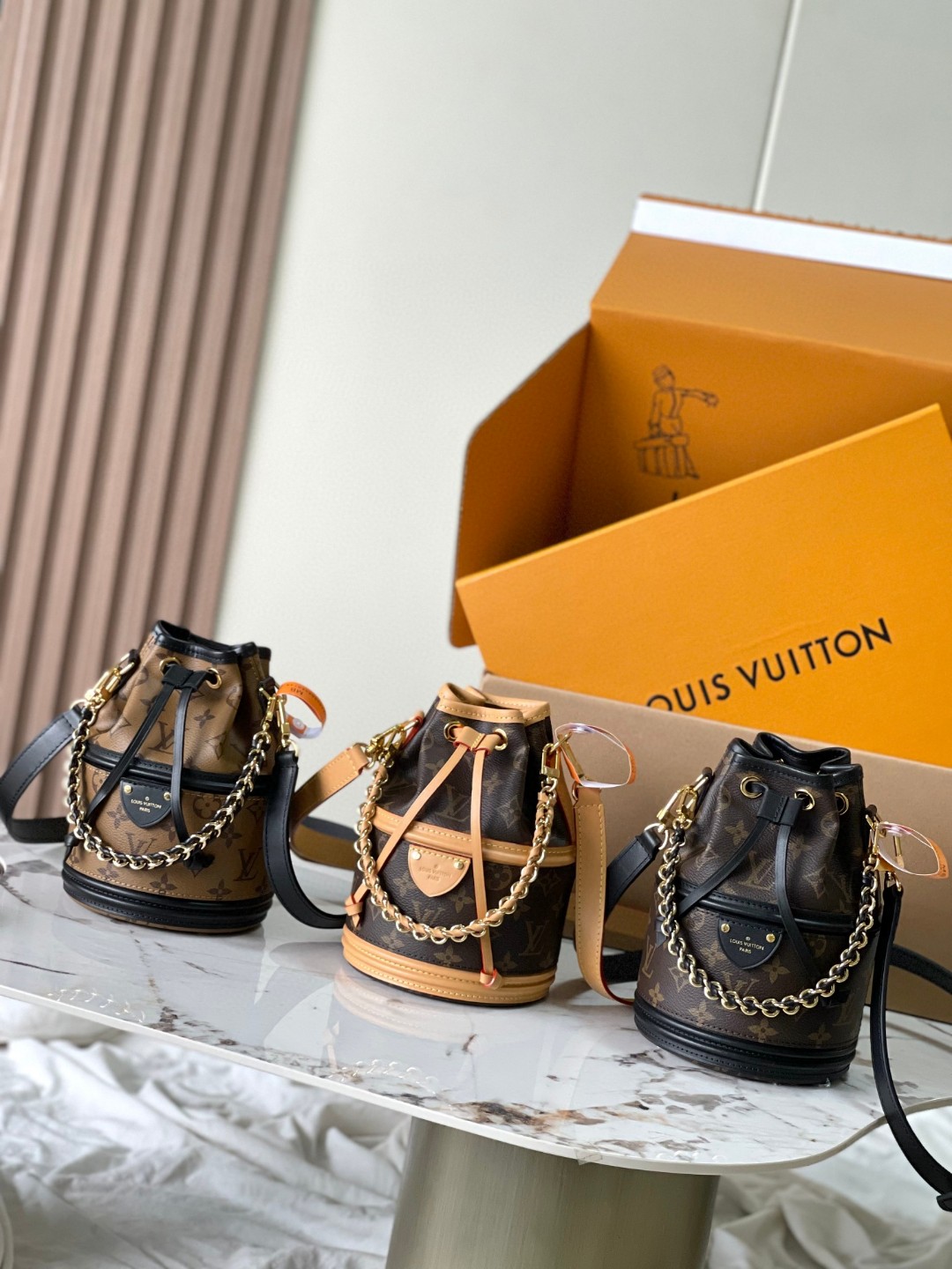 Louis Vuitton M83480 Canoé