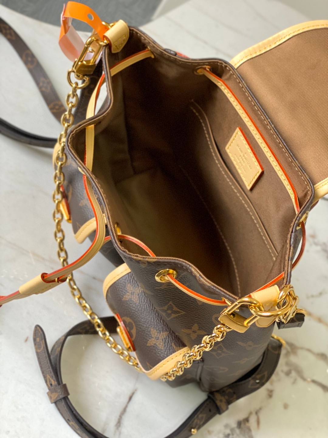 Louis Vuitton M46932 Excursion PM