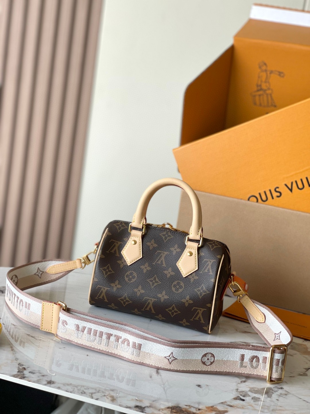Louis Vuitton M46222 Speedy Bandoulière 20 Bag