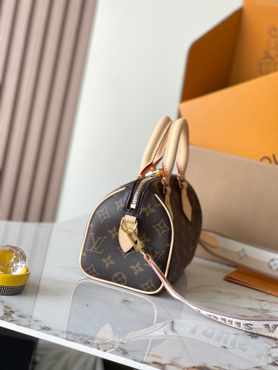 Louis Vuitton M46222 Speedy Bandoulière 20 Bag