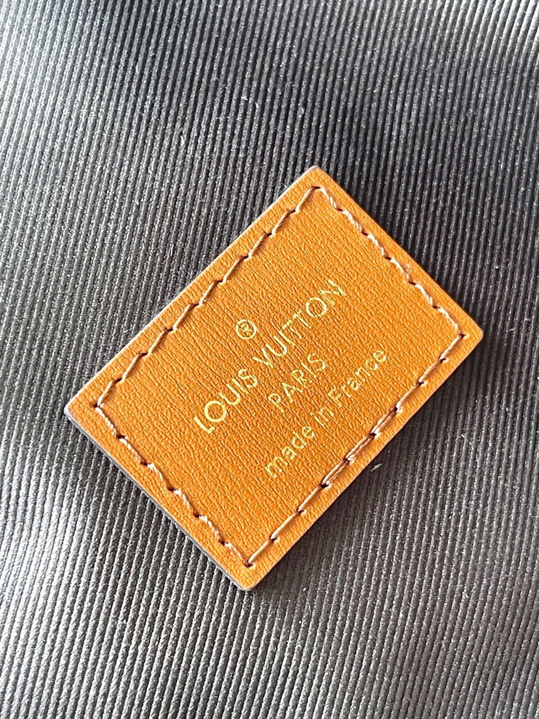 Louis Vuitton M46311 Bolso Loop Hobo