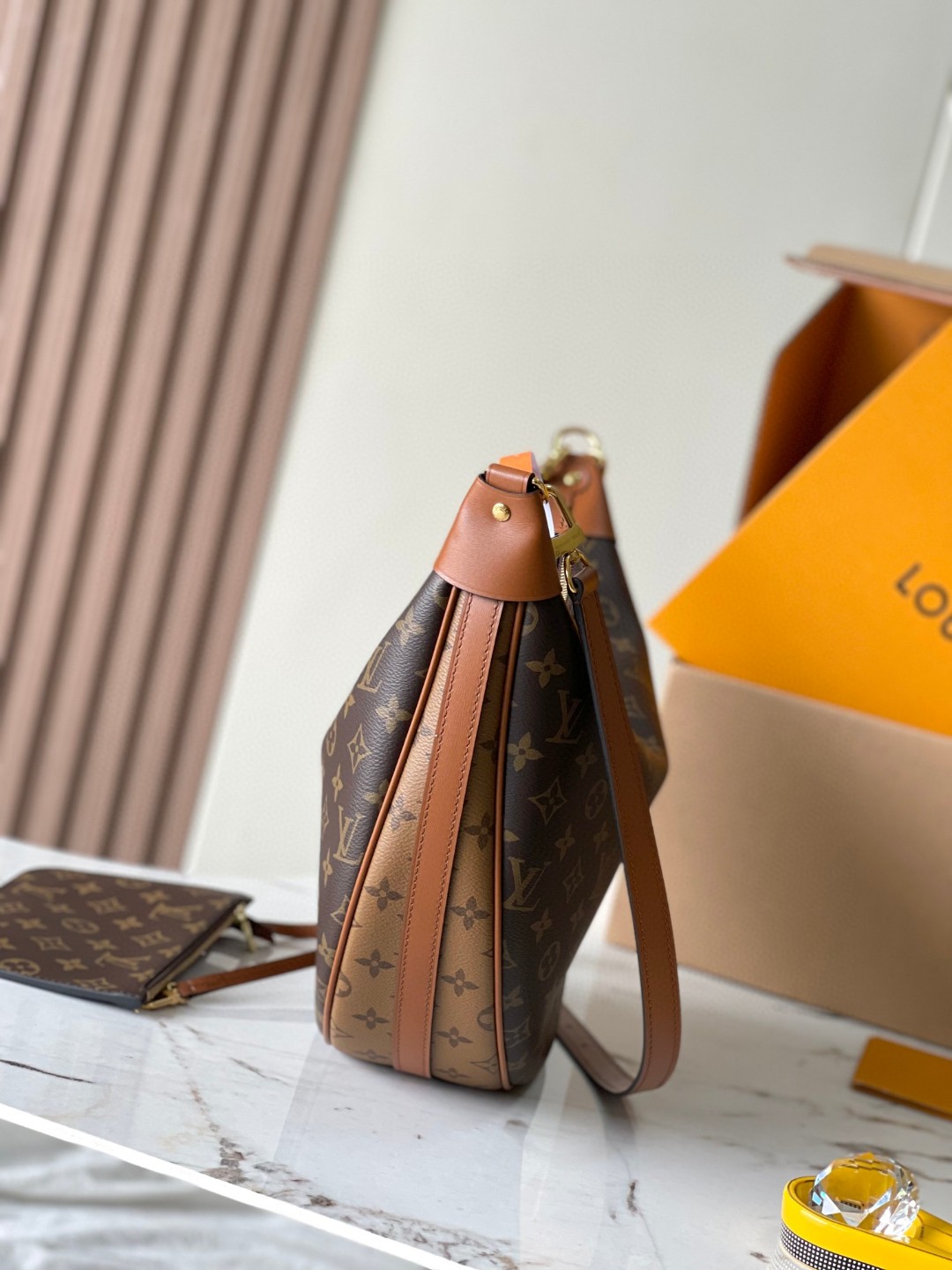 Louis Vuitton M46311 Bolso Loop Hobo