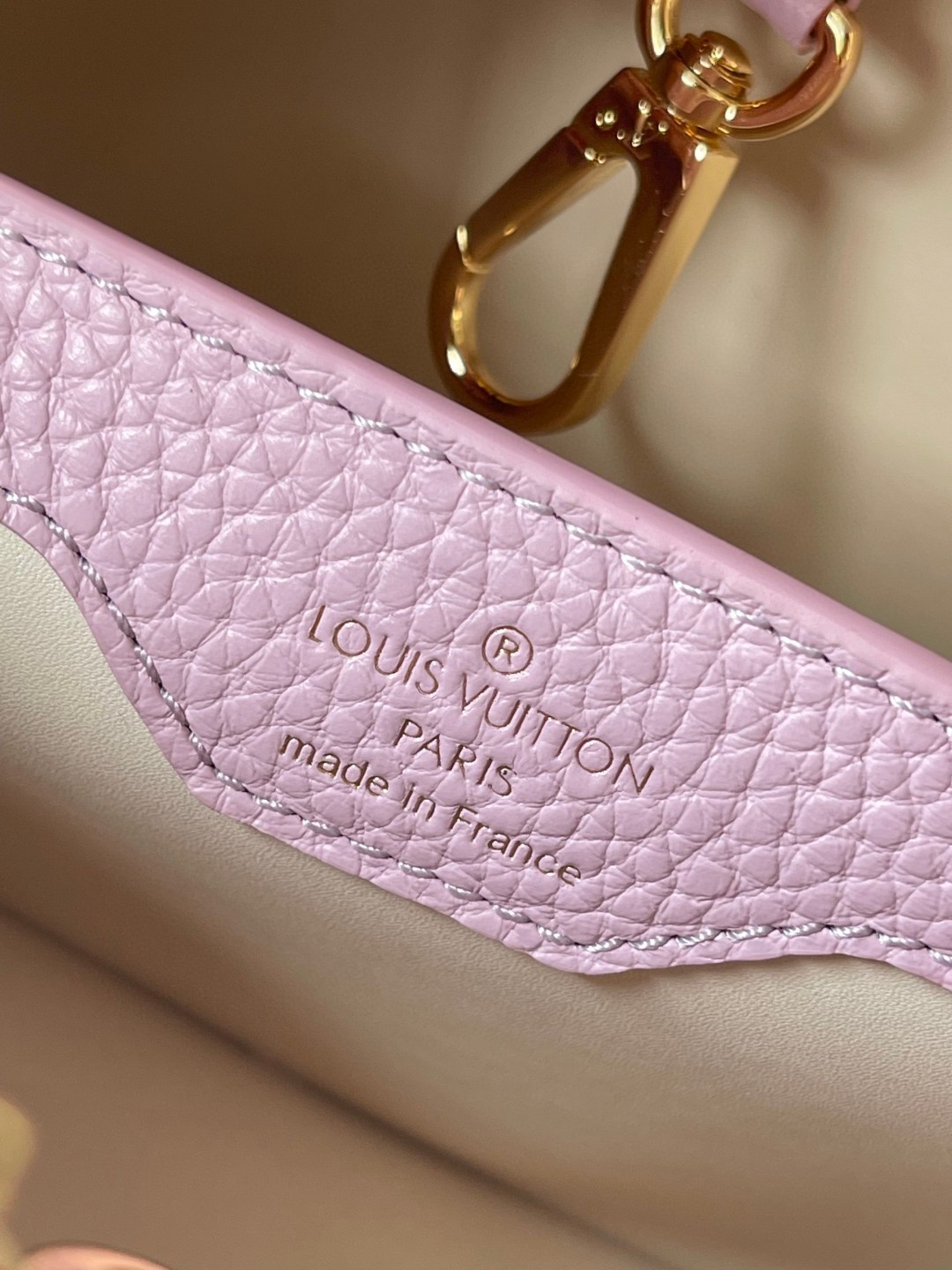 Louis Vuitton M23950 New Capucines BB