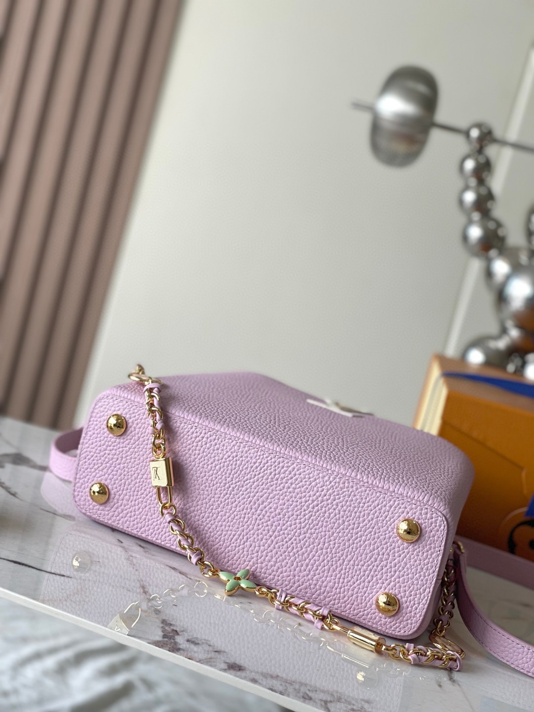 Louis Vuitton M23950 New Capucines BB