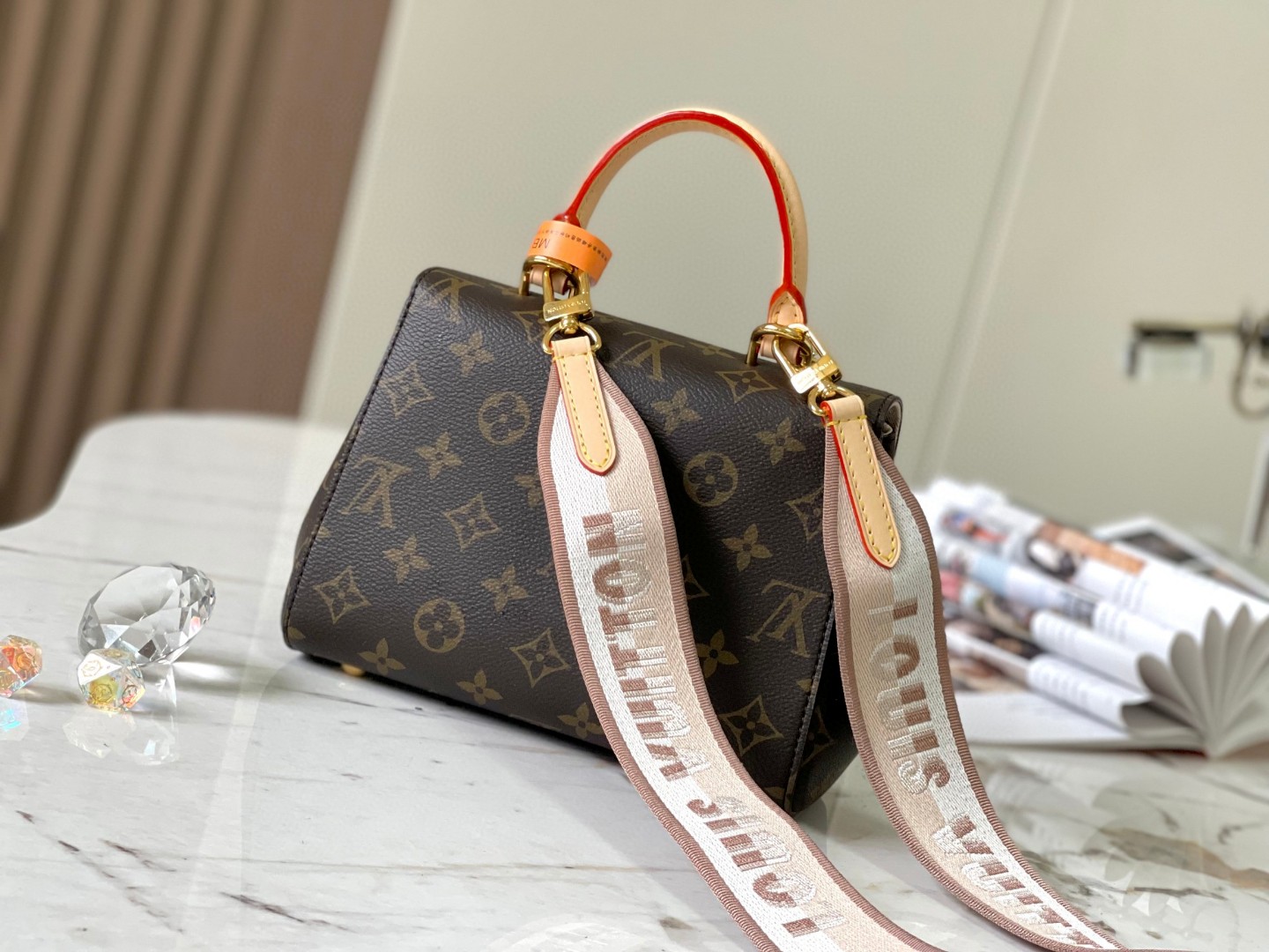 Louis Vuitton M46055 Cluny Mini