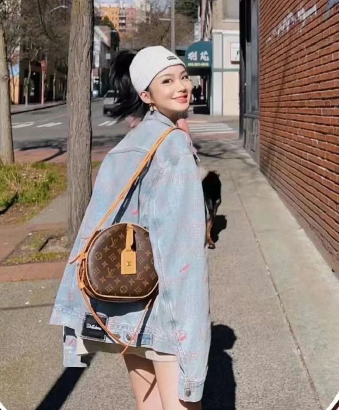 Louis Vuitton M45647 Boite Chapeau Souple MM