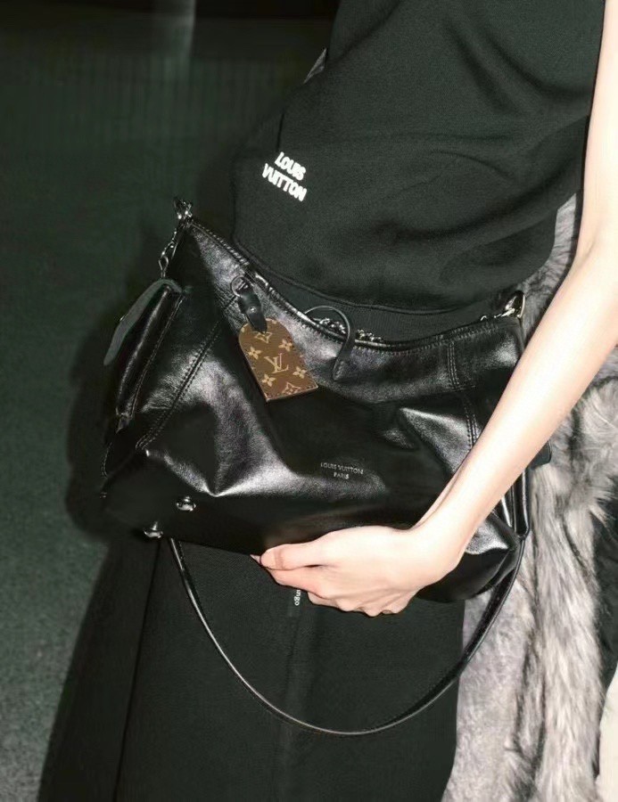 Louis Vuitton M24861 New CarryAll Cargo PM