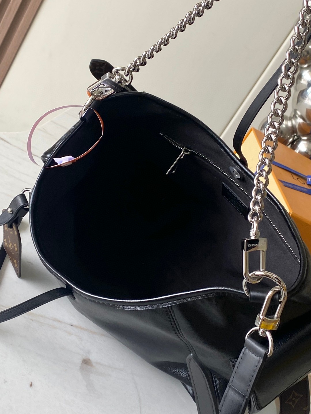 Louis Vuitton M24861 New CarryAll Cargo PM