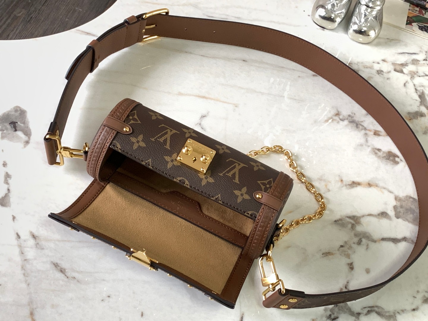Louis Vuitton M57835 Papillon Trunk Bag
