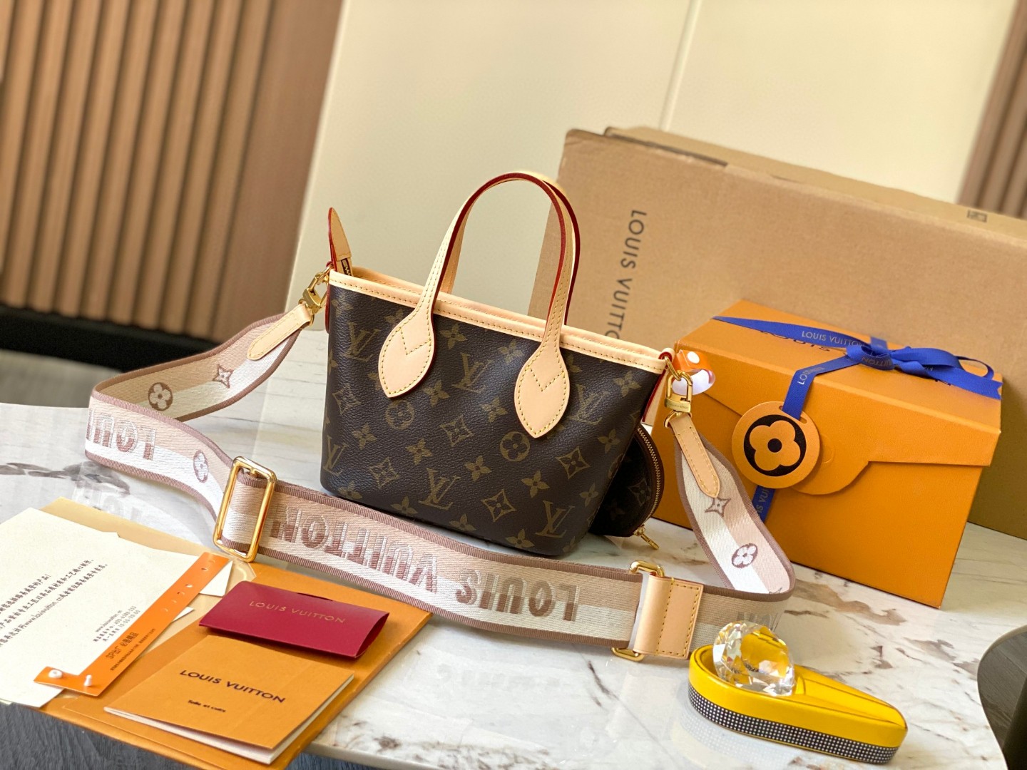 Louis Vuitton M46705 Neverfull BB