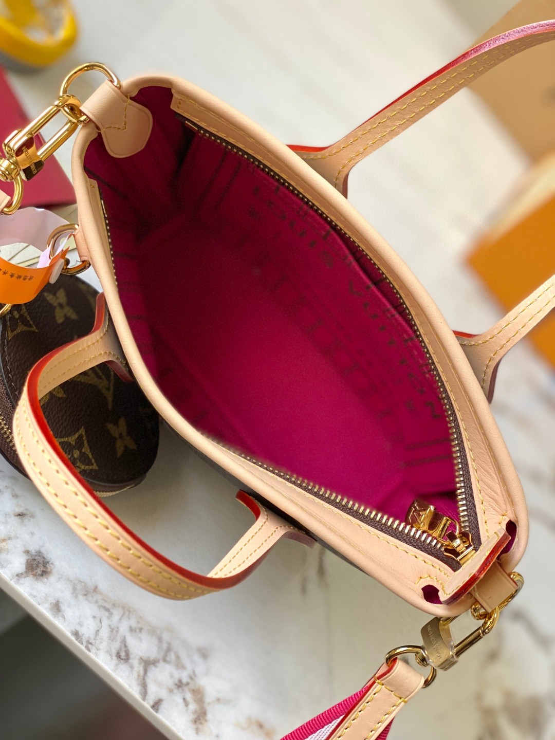 Louis Vuitton M46786Neverfull BB