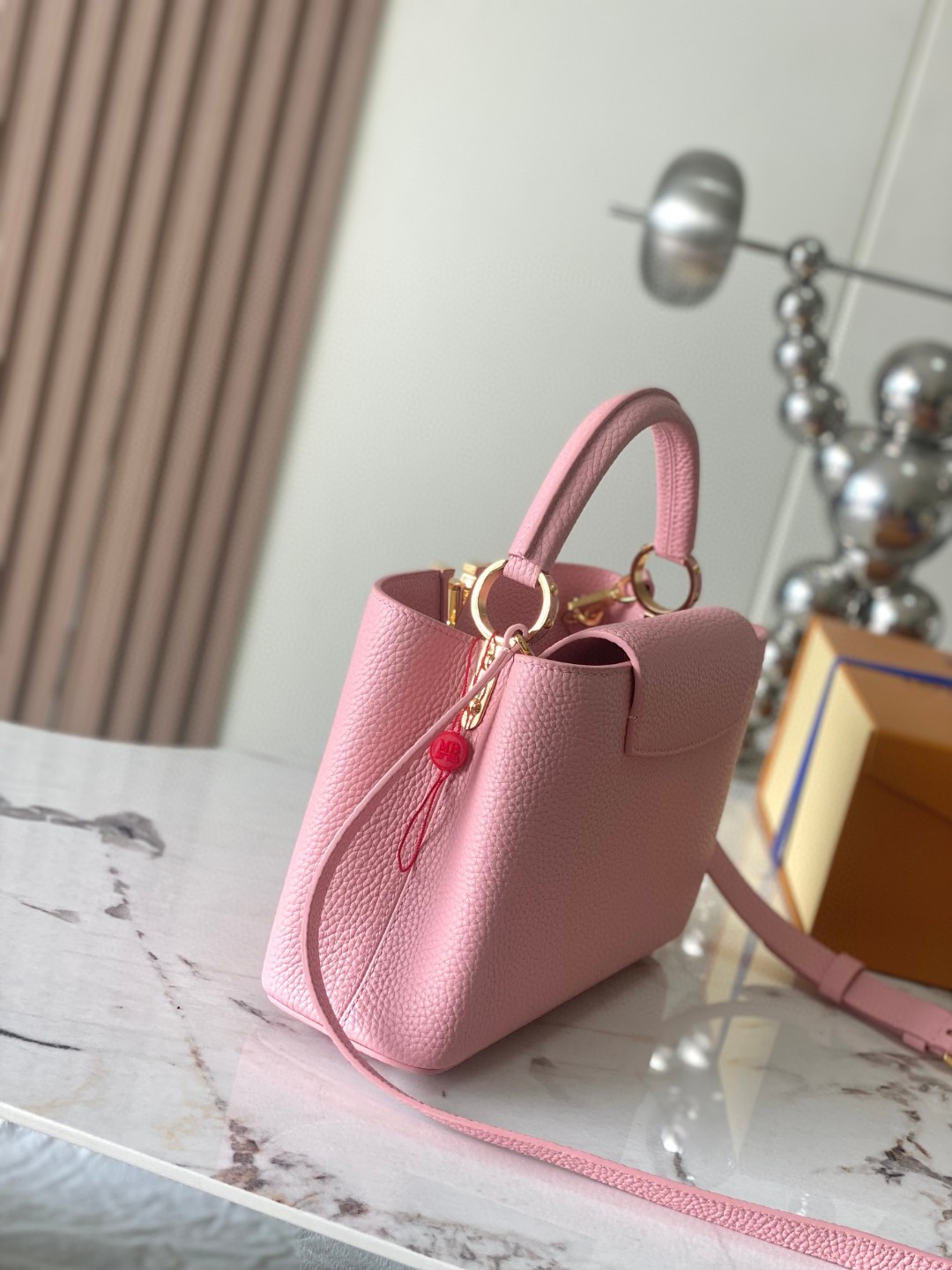 Louis Vuitton M24545 Capucines BB