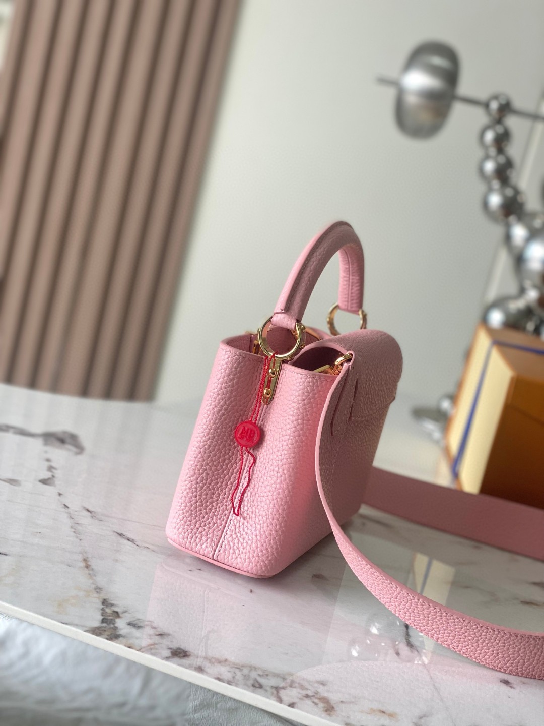 Louis Vuitton M24544 Capucines mini