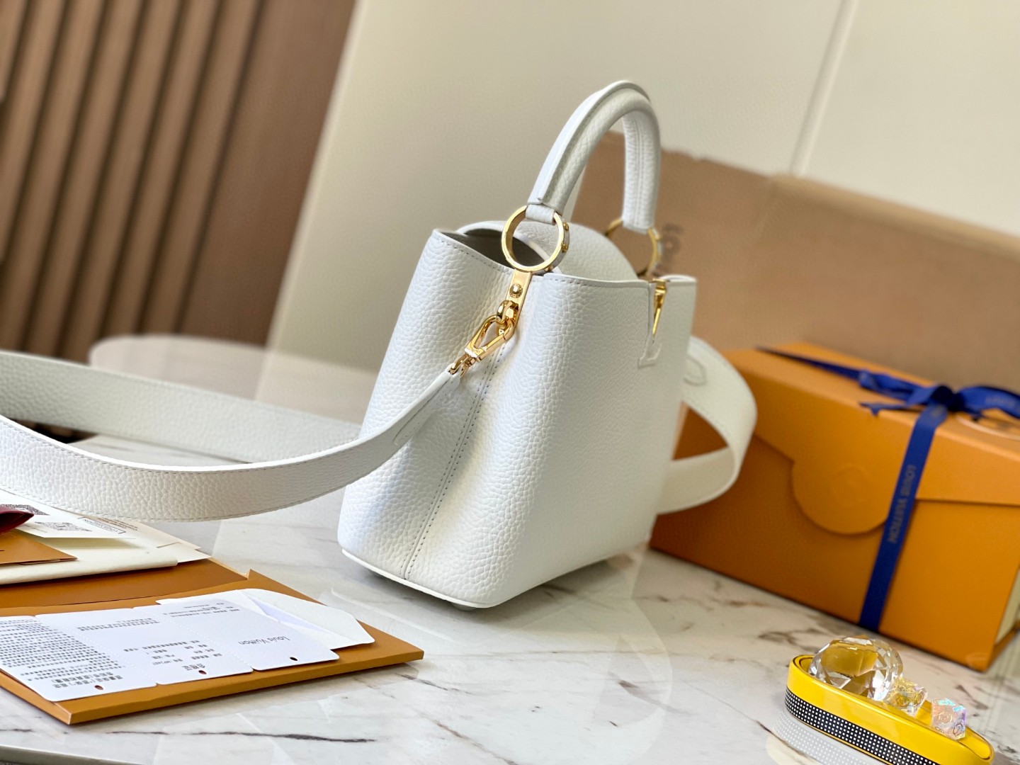 Louis Vuitton M23456 Capucines Mini