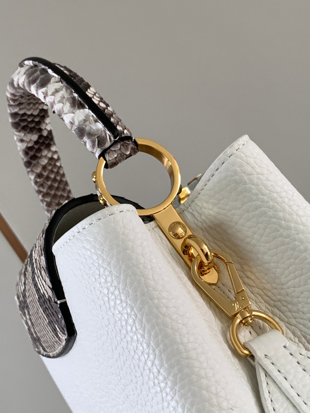 Louis Vuitton N81408 Capucines BB Bag