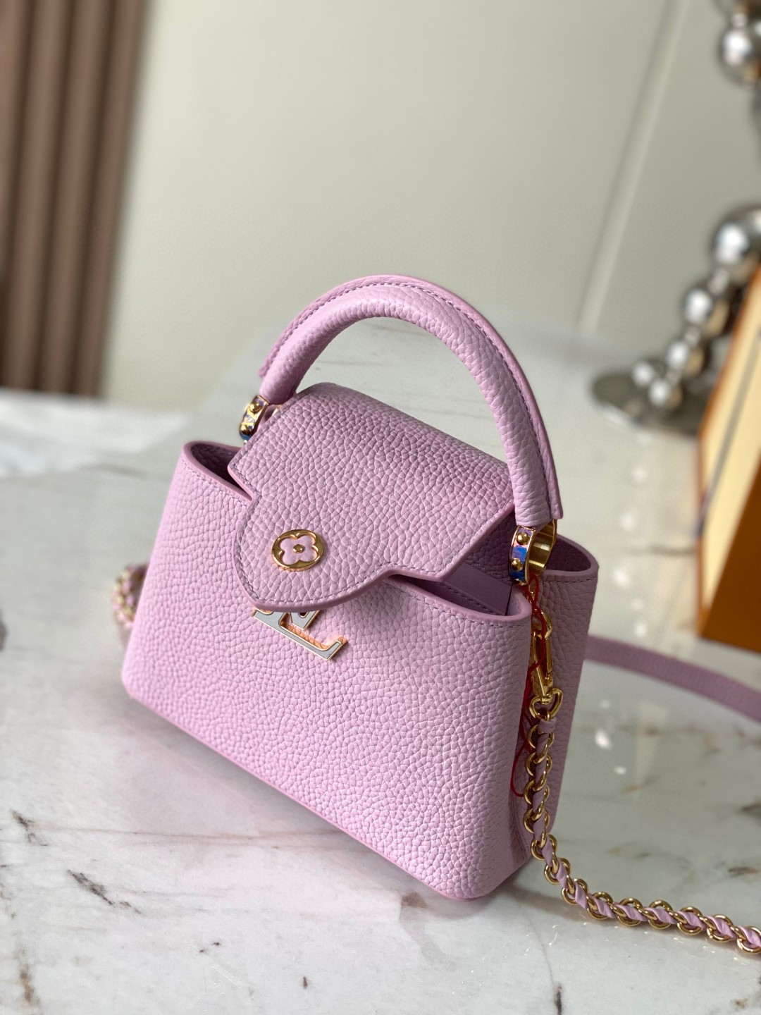Louis Vuitton M23326 LV Capucines Mini