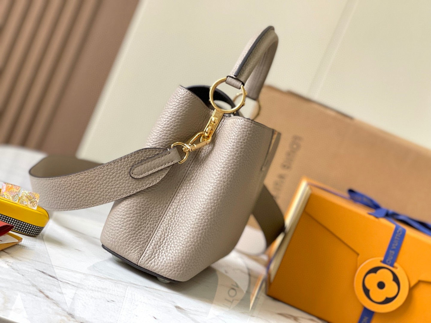 LOUIS VUITTON M94634 Capucines BB